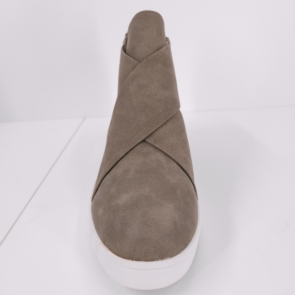 Journee Collection Seena Taupe Crossover Platform Wedge Shooties Womens Size 10 - Picture 7 of 16